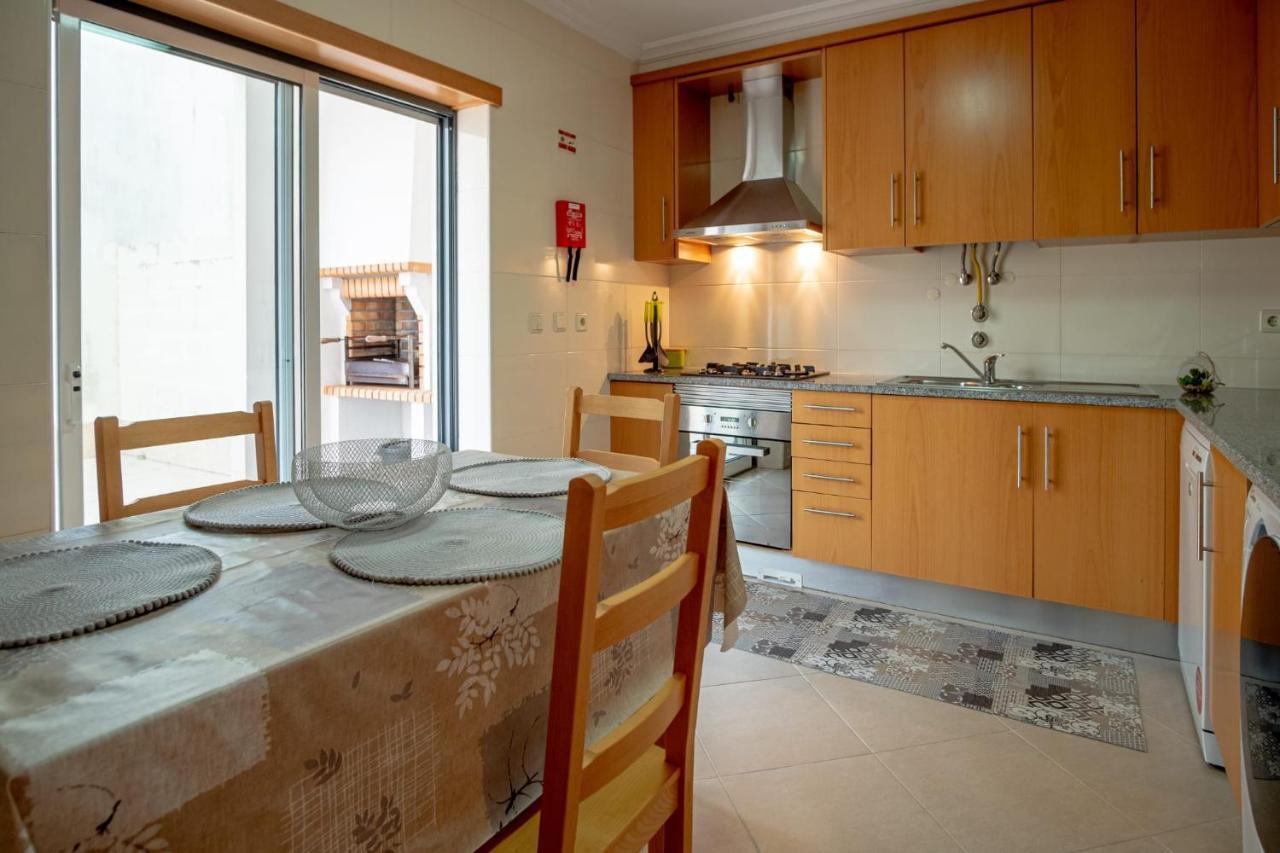 Sea House Apartment Nazare Luaran gambar